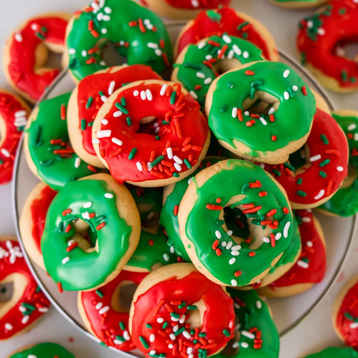 Easy Christmas Donut Cookies: Your Festive Holiday Bake Guide